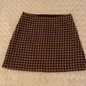 Brown/tan houndstooth wool mini The Limited sz 8